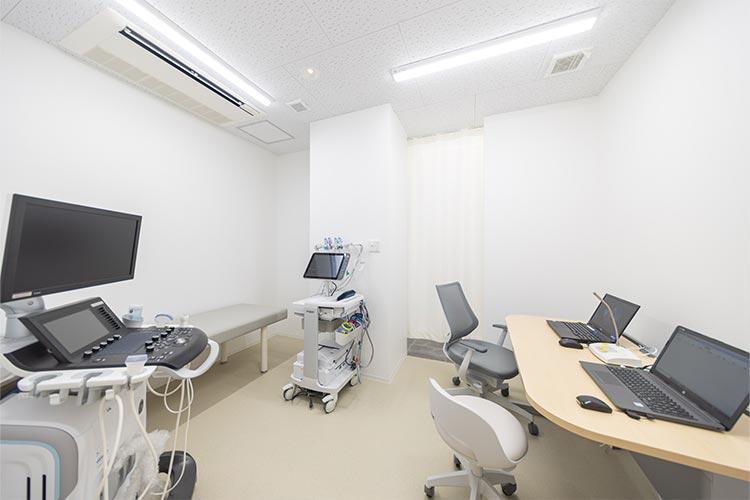診察室1